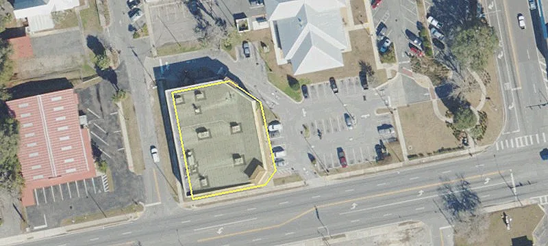 8 Main St