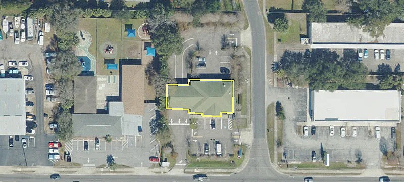 3320 Bay Dr