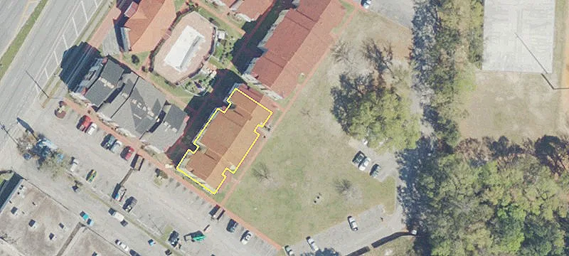 8240 Davis Hwy