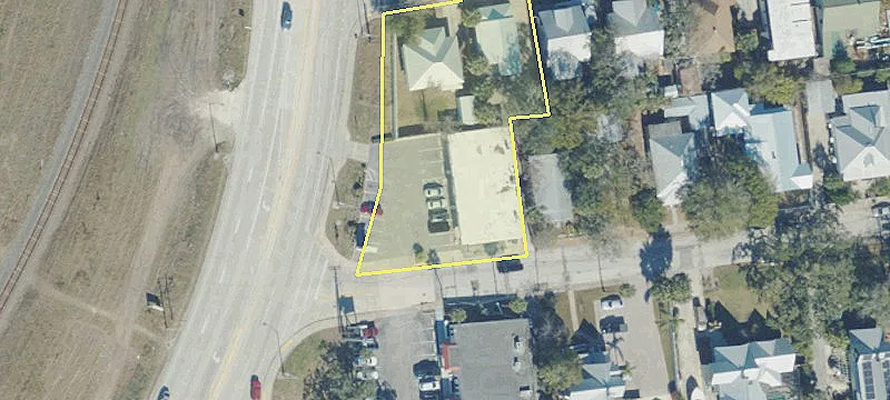 112 Ponce De Leon Blvd