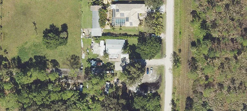 14028 Flora Ave