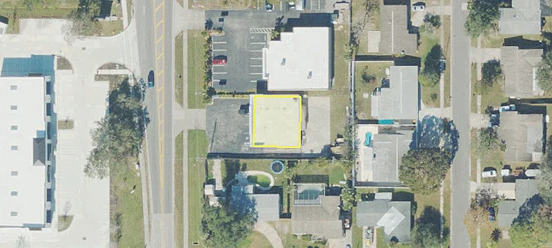 320 Courtenay Pkwy