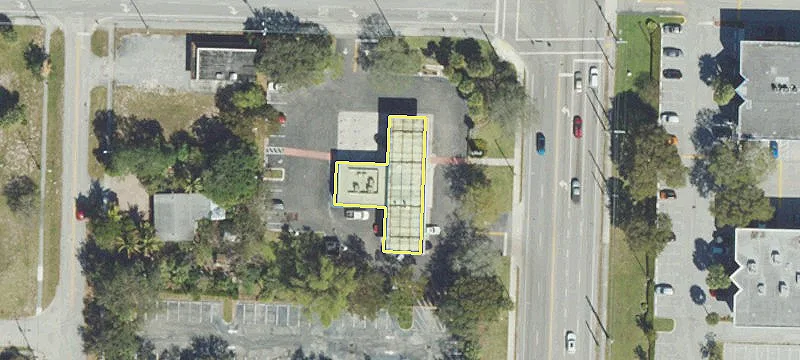 1755 Congress Ave