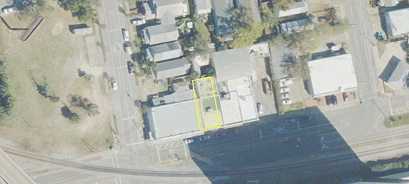 406 Wright St