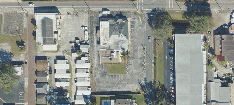 1295 Main St