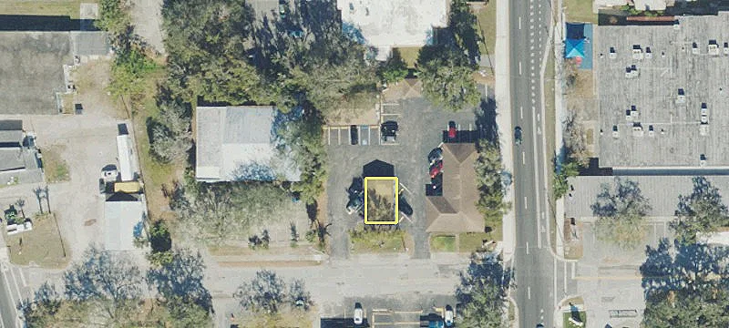 709 Waltham Ave