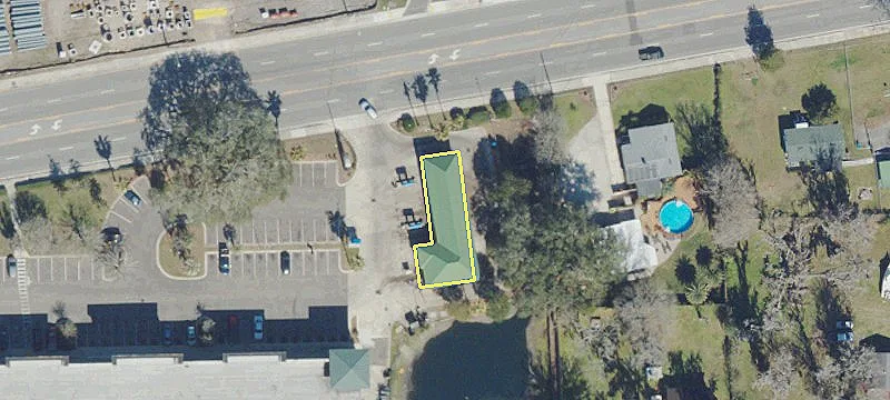 702 New Berlin Rd