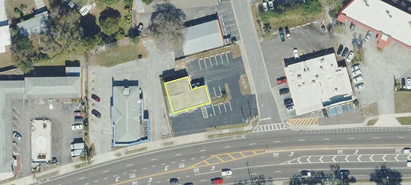 1260 Main St