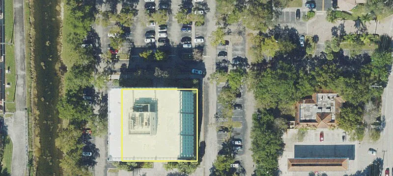 8751 Broward Blvd