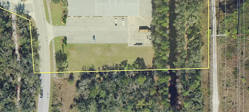 5215 Lena Rd