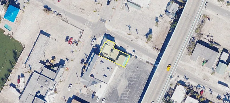 340 Old San Carlos Blvd