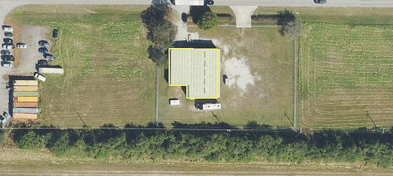 7485 Commercial Cir