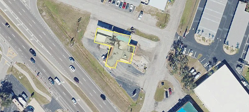 4732 Tamiami Trl