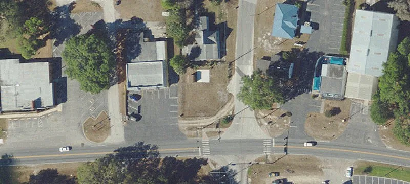 2300 Main St