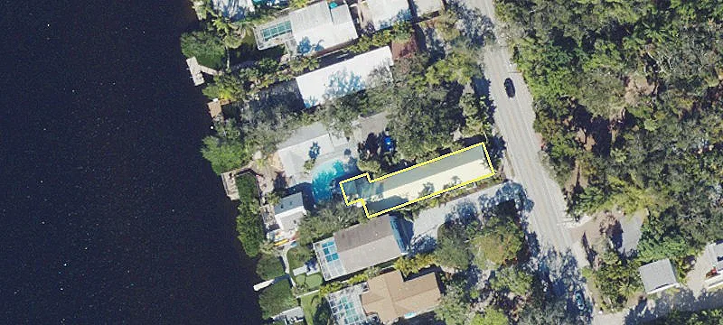 8254 Midnight Pass Rd