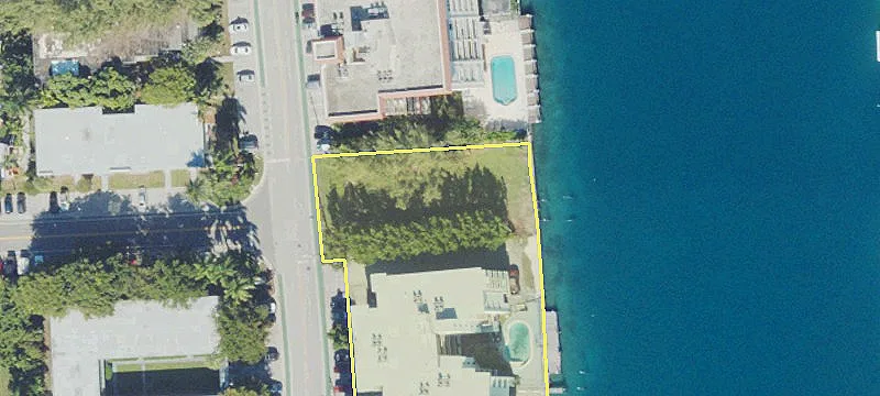 9301 Bay Hbr Dr
