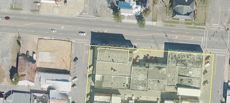 400 Nelson Ave