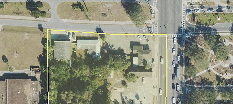 100 Graves Ave