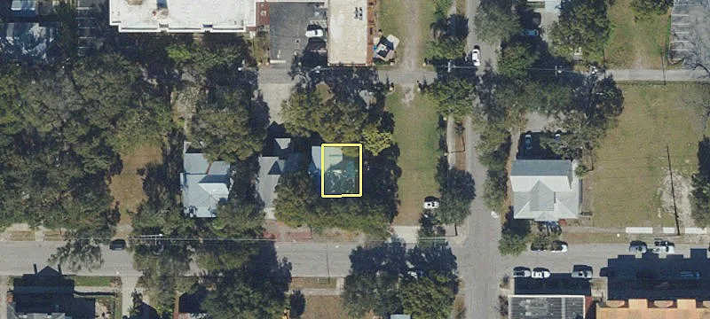 310 Oak Ave