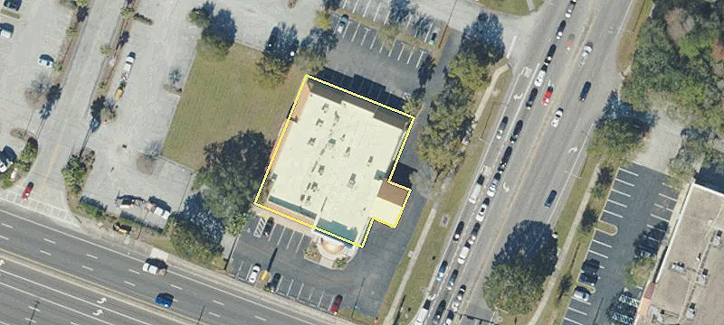 3711 Tampa Rd