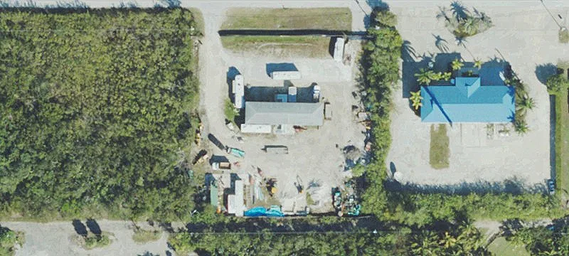 936 Crane Blvd