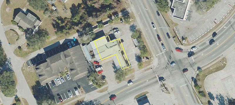 790 Deltona Blvd