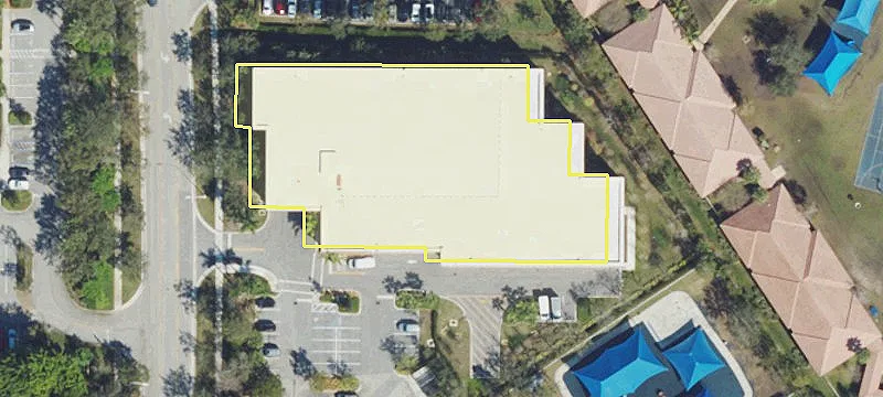 2400 Glades Cir