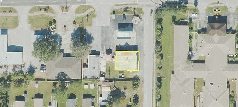 825 Barton Blvd