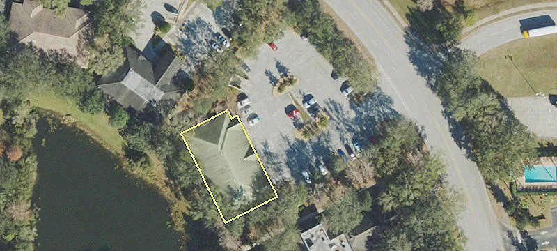 425 Alexandria Blvd