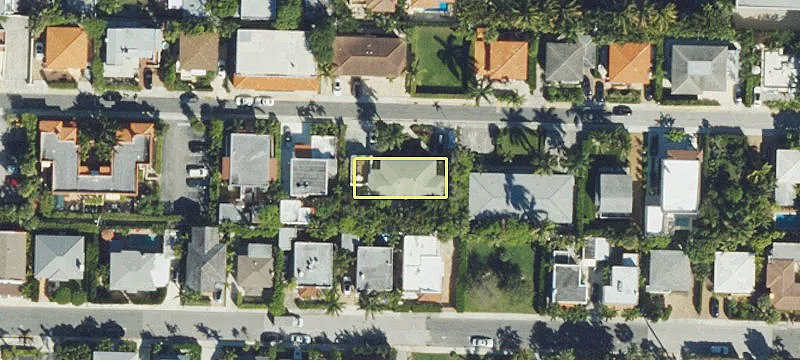 240 Oleander Ave