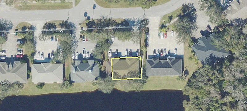 1341 Bedford Dr