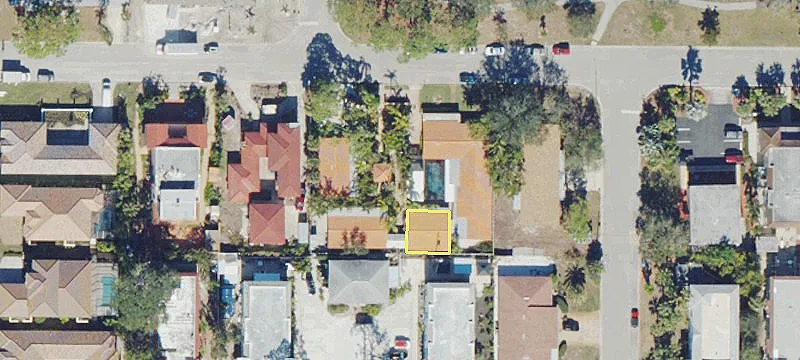 505 Menendez St