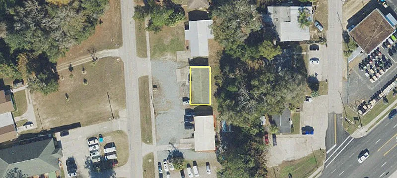 183 Gwen Lk Ave