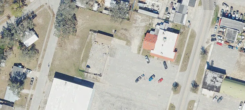 825 Ridgewood Dr