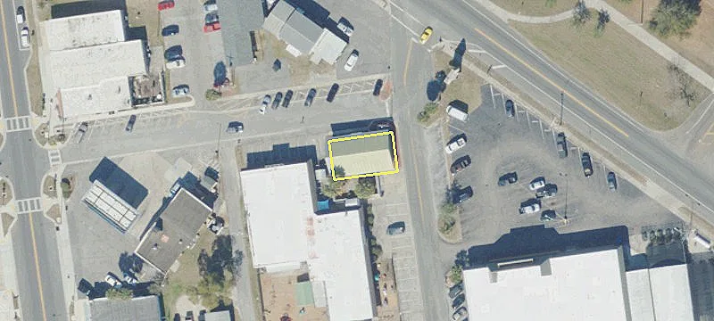 100 Nightingale St