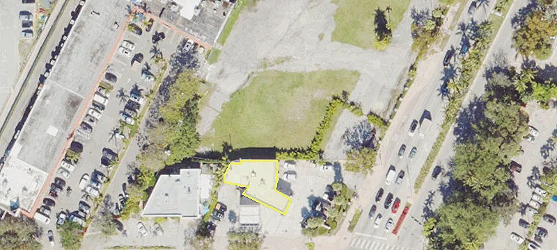 24 Crandon Blvd
