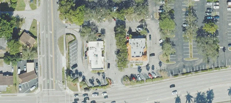5549-5551 Sheridan St