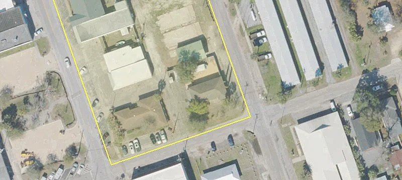 324 Long Ave
