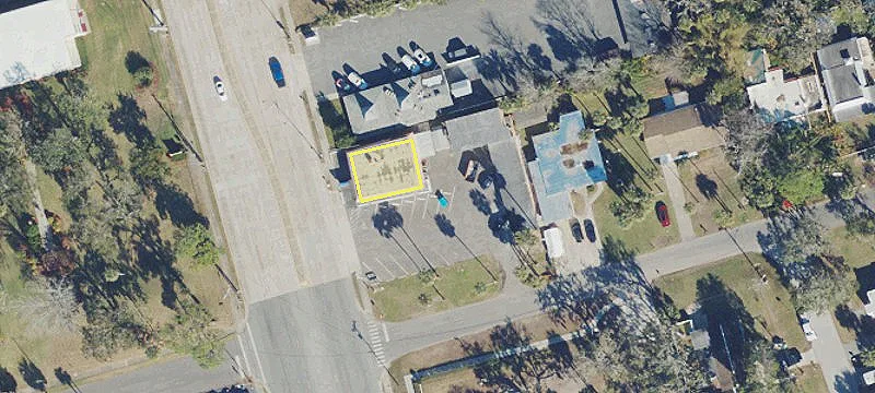 4989 Ridgewood Ave
