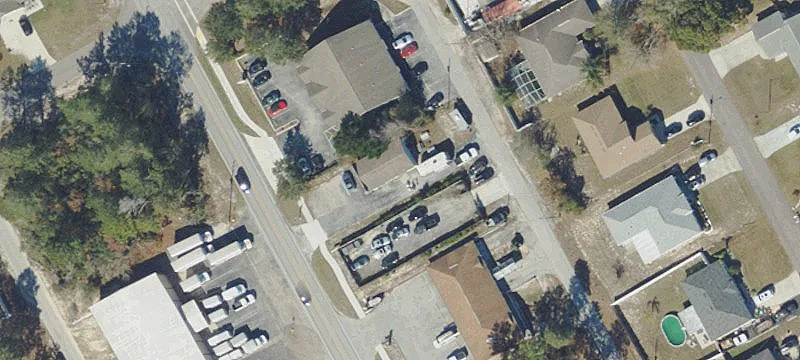13591 Linden Dr