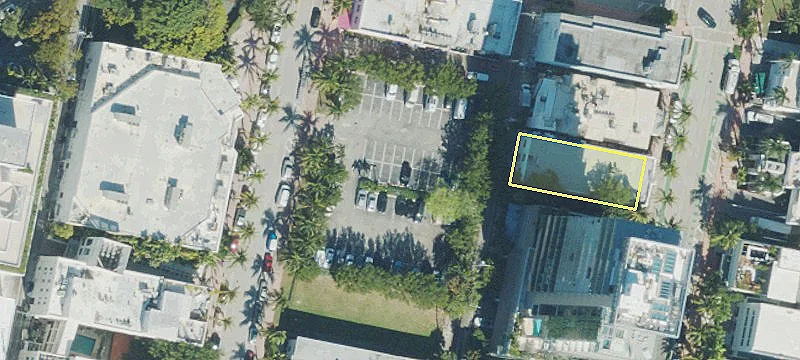 137 Collins Ave