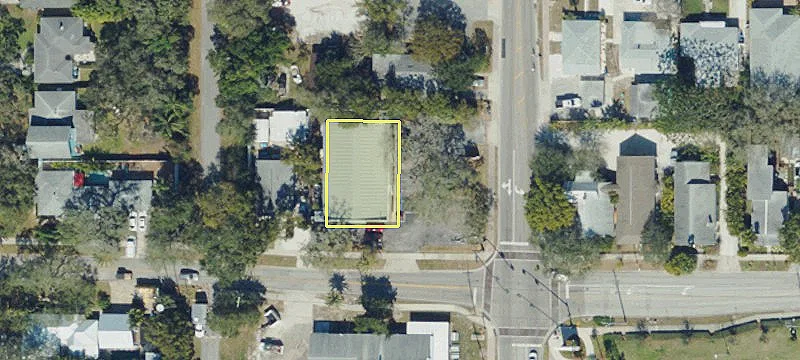 400 Douglas Ave