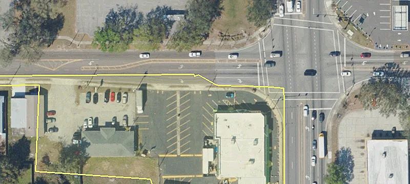1395 Main St