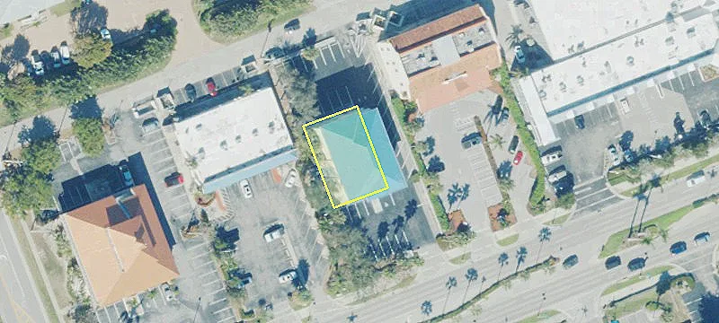 928 Collier Blvd