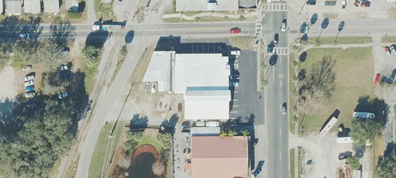 100 Bay St