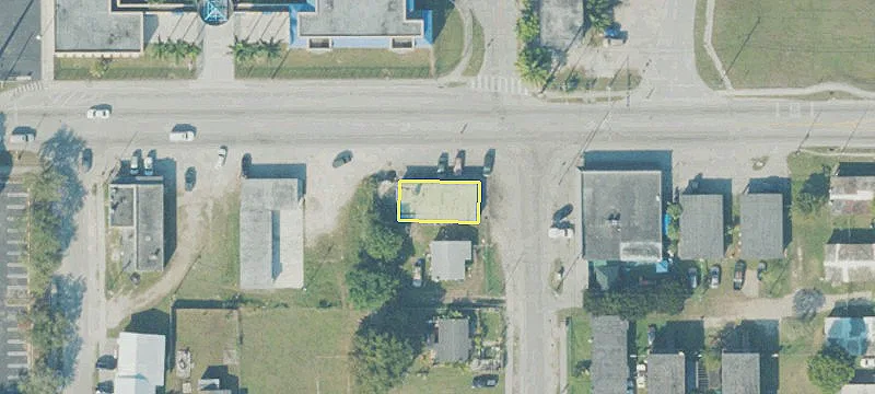 513 Lucy St