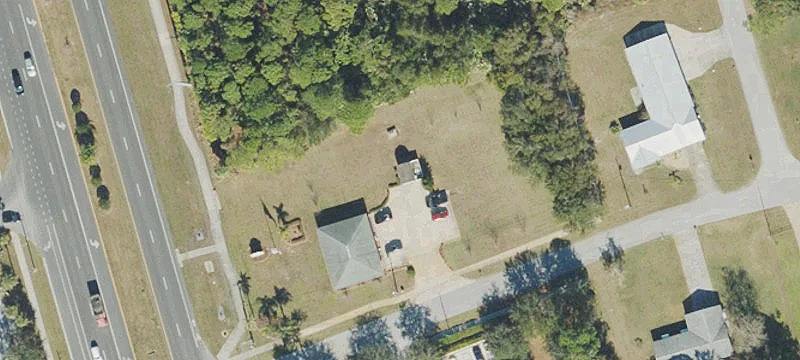 3301 Ridgewood Ave