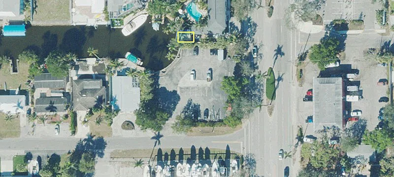 2865 Riverview Dr