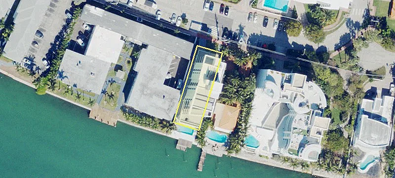 1930 Bay Dr