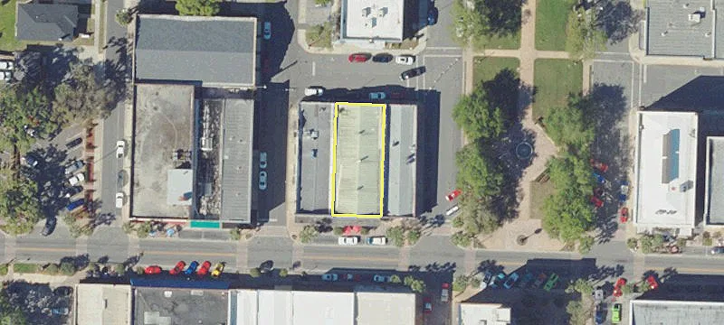 606 Main St